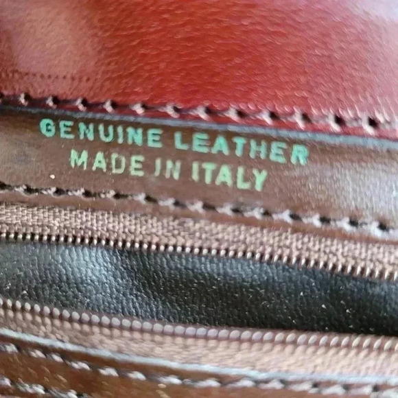 Nine West red genuine patent leather vintage envelop clutch handbag made in Ita… - Picture 7 of 7